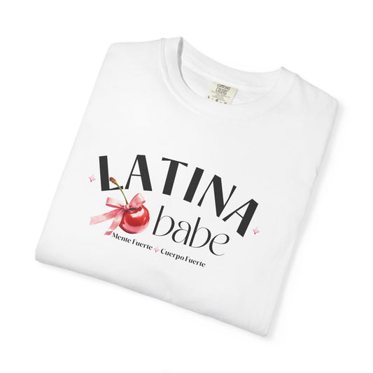 Latina Babe Mente Fuerte Cuerpo Fuerte Tee - Cherry Design - Latina Muscle