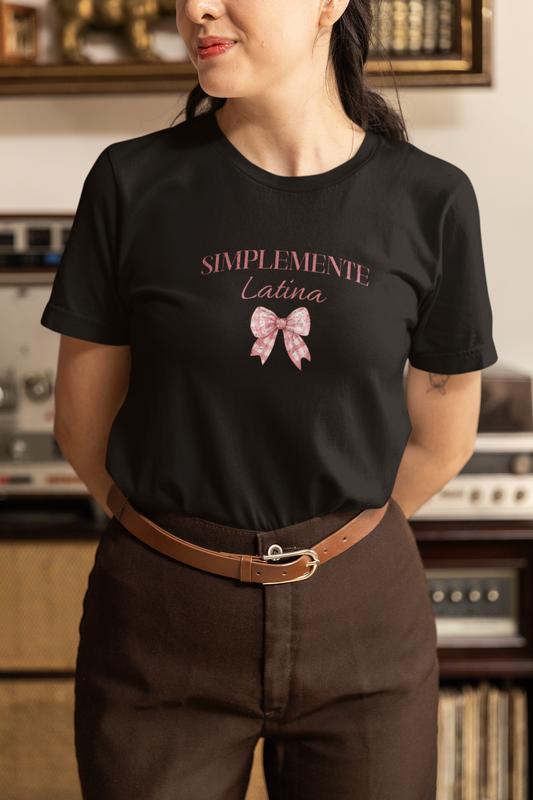 Simplemente Latina Tee Pink Coquette Bow - Latina Muscle