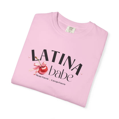 Latina Babe Mente Fuerte Cuerpo Fuerte Tee - Cherry Design - Latina Muscle