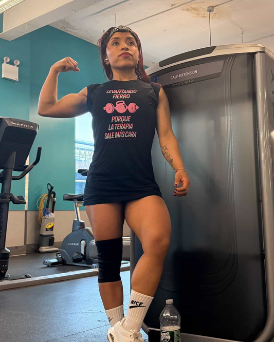 Levantando Fierro Porque La Terapia Sale Más Cara - Latina Muscle